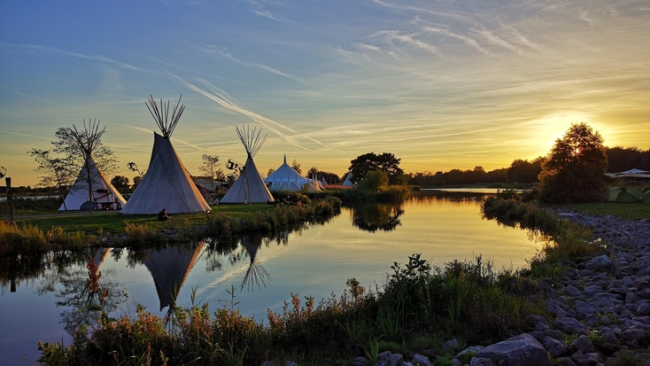 Sunset over luxury California tipi rental: luxury camping