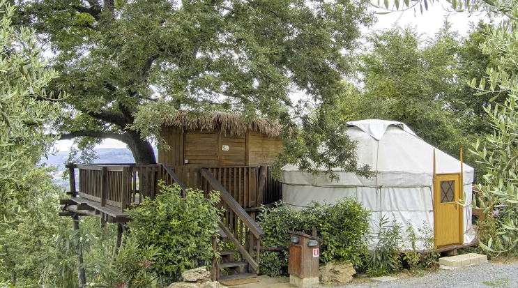 Tree House with Panoramic Views of the Tuscan Archipelago