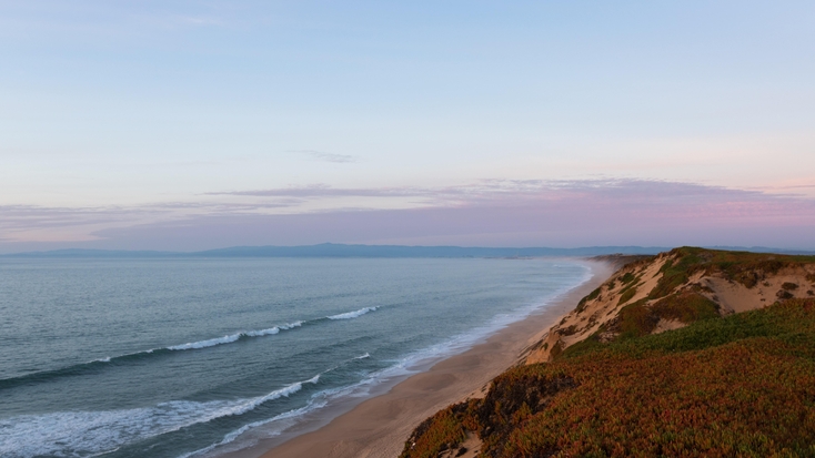 Stunning views over Monterey Bay, California: top places to visit in Bay Area