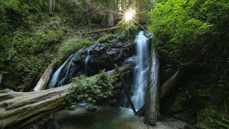 travel tips on how to stay cool in the heat? Visit the Russian River, California