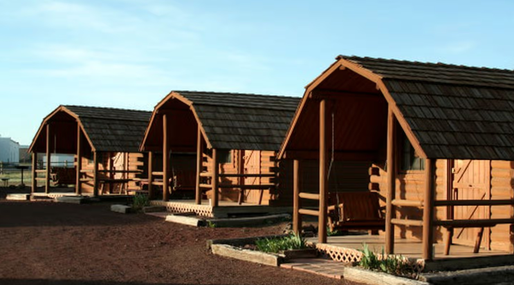 Comfortable Cabins Offer Family Fun Near the Grand Canyon