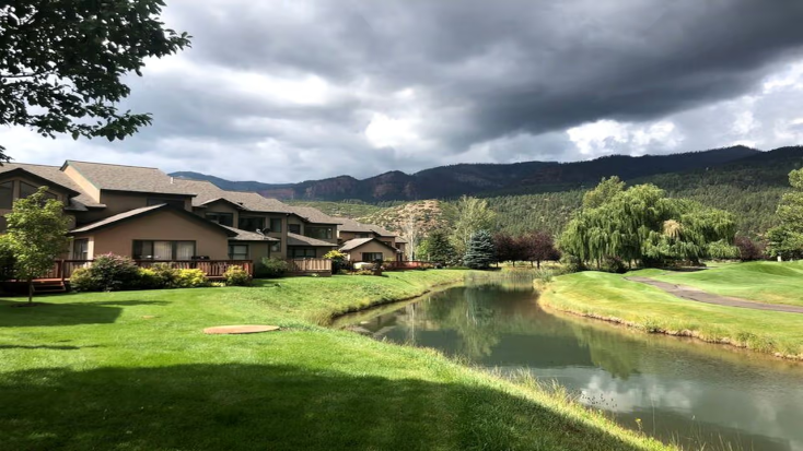 Impressive Cabin Rental on a Golf Course for Getaways in Durango, Colorado