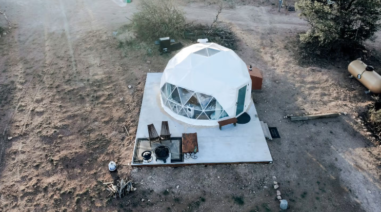 Luxury Glamping Dome for an Arizona Getaway near the Grand Canyon South Rim