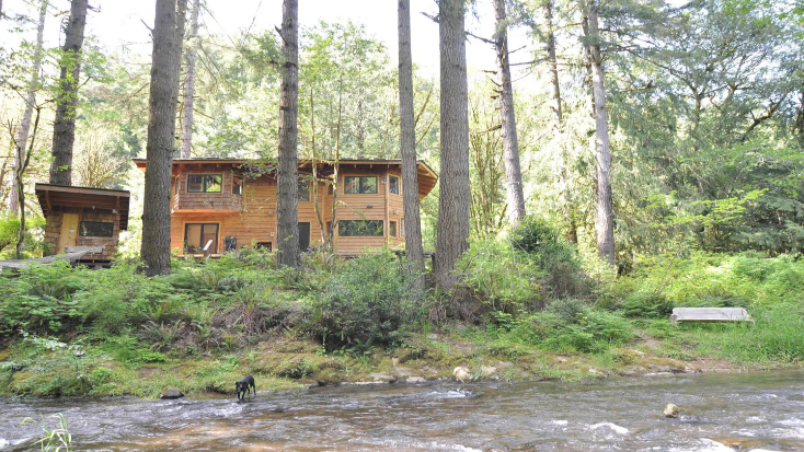 Remarkable Environmentally-Friendly Cabin in Secluded Woodlands near Pacific Ocean, Oregon, camping sites with cabins near me