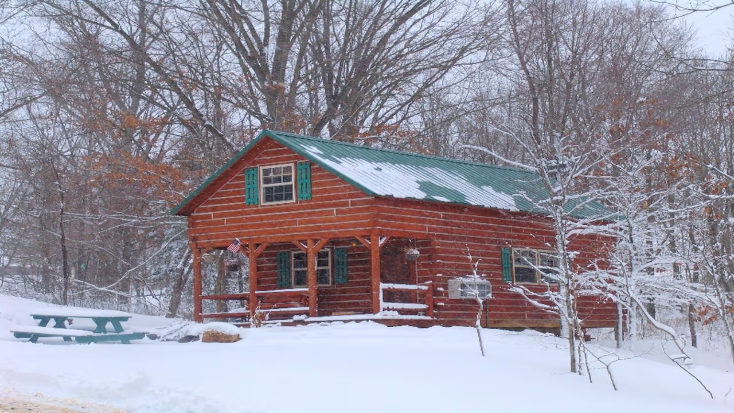 Serene Two-Story Log Cabin near Shawnee National Forest, Illinois, camping sites with cabins near me