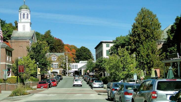 Town view of New Hampshire getaway: Manchester street