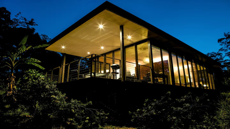 Sunshine Coast Glass Cabin Rentals for Holidays in Queensland Bushlands