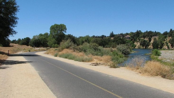Peaceful views on American River Bicycle Trail, California: getaways 2021