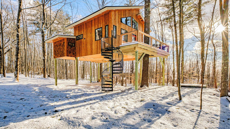 Majestic Carbon Neutral Tree House Rental near Portland, Maine, gourmet glamping
