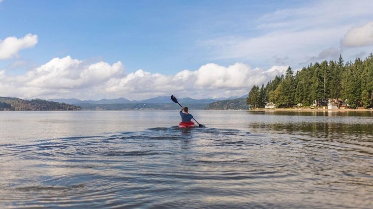 Peaceful canoe trips: vacation ideas 2021