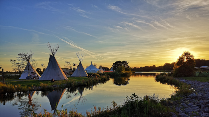 From camping to glamping: History and evolution