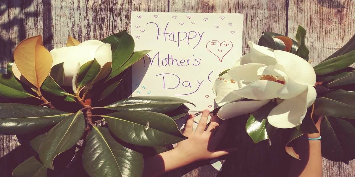 flowers for mom, the best mothers day gift ideas