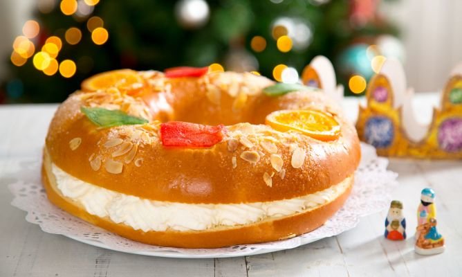 7 Traditional 2021 Christmas Desserts From Around the World