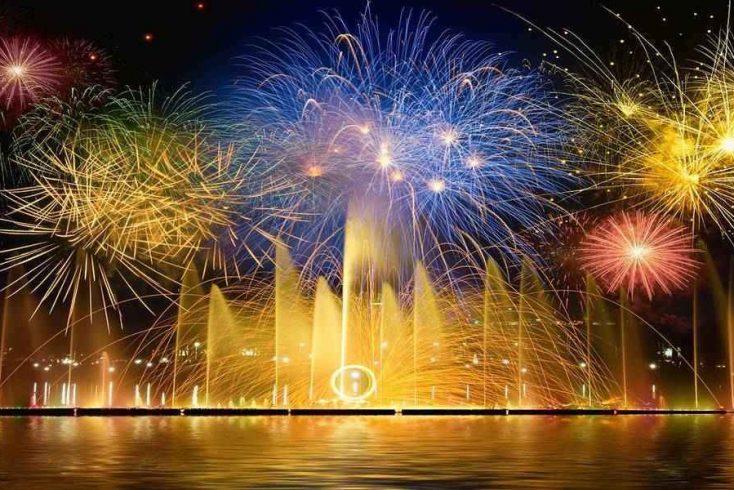 Fireworks to celebrate New Year's Eve 2019 | Things to do on New Year's Eve 2021