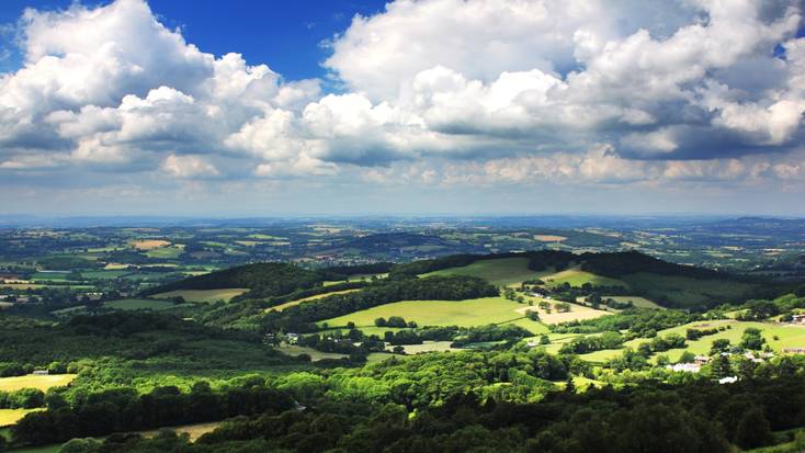 Spend Mother's Day relaxing in the British countryside.