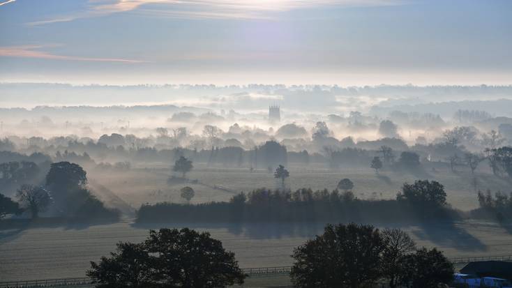 Wake up to stunning views of the Cotswolds this Mother's Day weekend