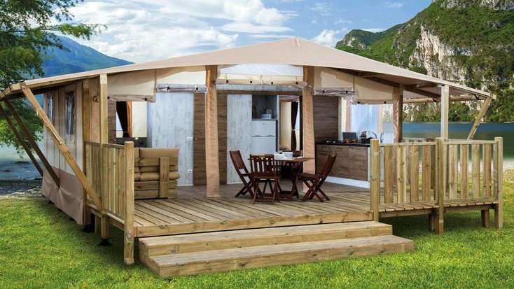 A safari tent for couples in Sicily, Italy for a romantic Valentine's Day getaway 2022.