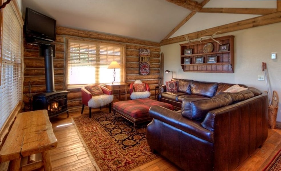 Living room of Big sky vacations for the best skiing getaways Montana has to offer