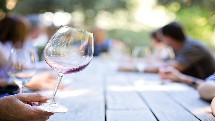 Enjoy wine tasting when you visit Portuguese wine regions.