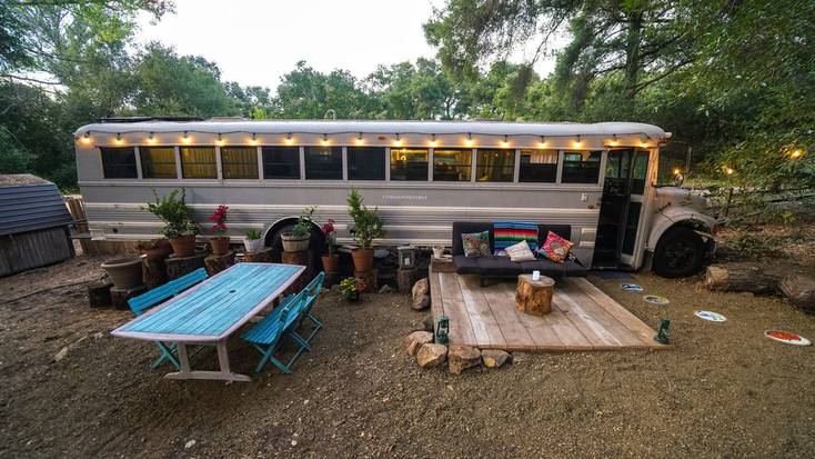 Amazing Glamping Bus with Mountain Views near Malibu Creek State Park, California