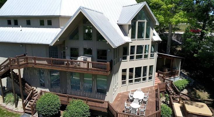 Perfect vacation rental on Lake Norris for a large family getaway