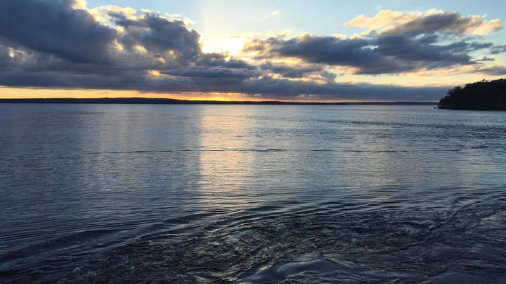 Sunset over the Toledo Bend Reservoir, Louisiana, for a fun family getaway