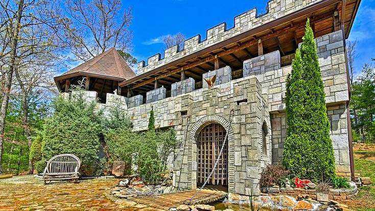 A castle rental in the blue ridge mountains