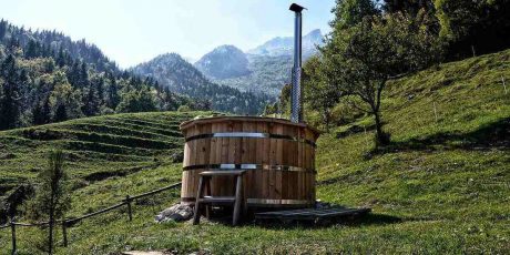 Top Places to go Glamping with Hot Tubs in Autumn 2021