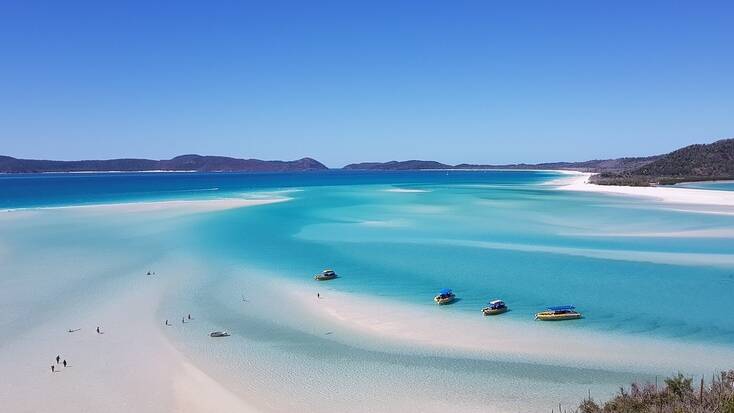 A beach in Queensland, one of the best places to visit in Australia