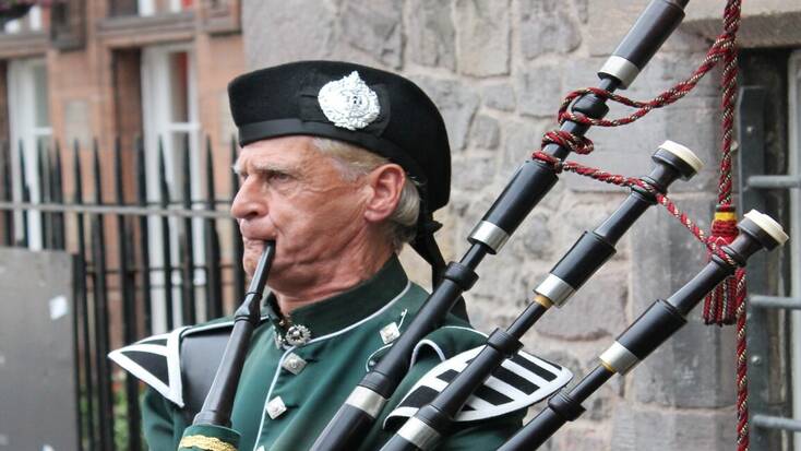 Scottish music and Scottish traditions are typical for the St. Andrew's Day bank holiday weekend
