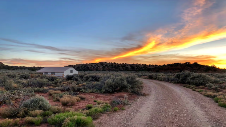 Luxury Camping Alongside the Grand Staircase-Escalante National Monument in Utah