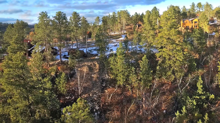 Rustic Secluded Log Cabin with a Hot Tub near Historic Deadwood, South Dakota, famous film locations