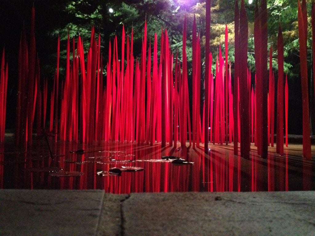 A water feature in the Dallas arboretum and botanical garden