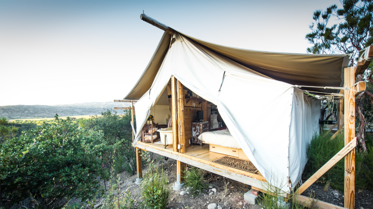 Top glamping trends 2022, safari tents