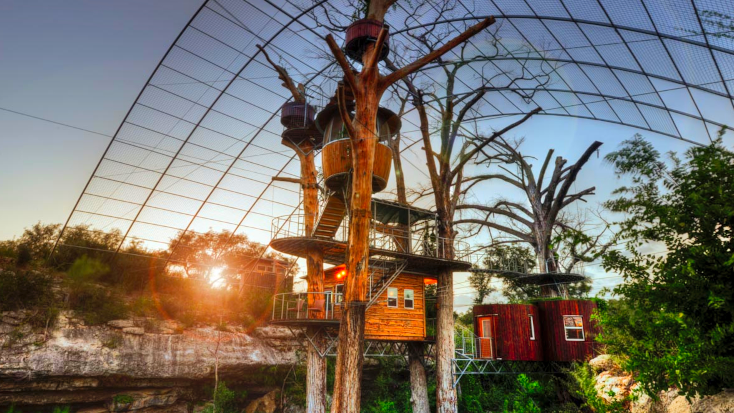 treehouse perfect for Texas glamping with kids 