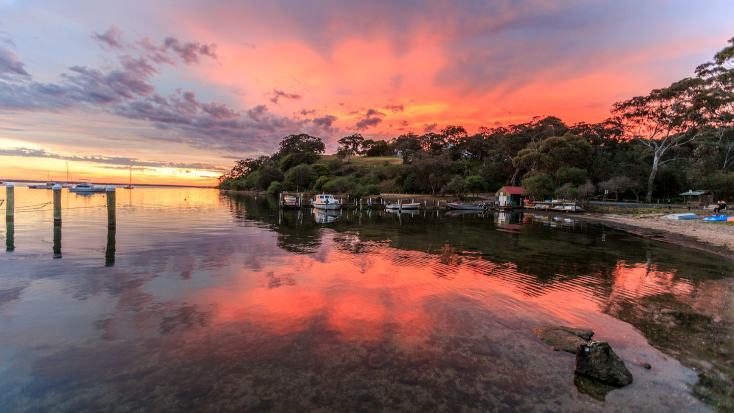 Charmoso aluguel de cabine à beira-mar nos lagos Gippsland em Victoria, as melhores vinícolas de Victoria