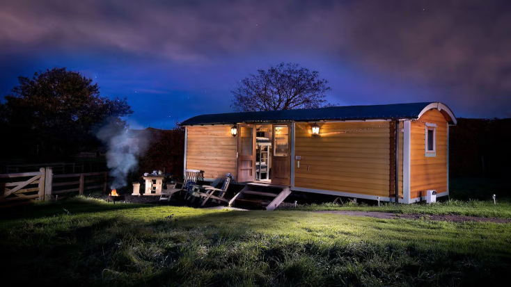 Fantastic Shepherd's Hut Rental Ideal for Glamping in Northumberland, England