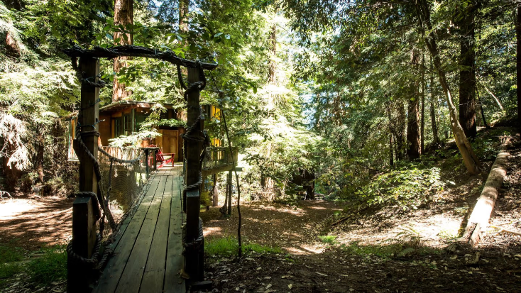 Glamping Tree House in Santa Cruz Mountains near Monterey Bay, California