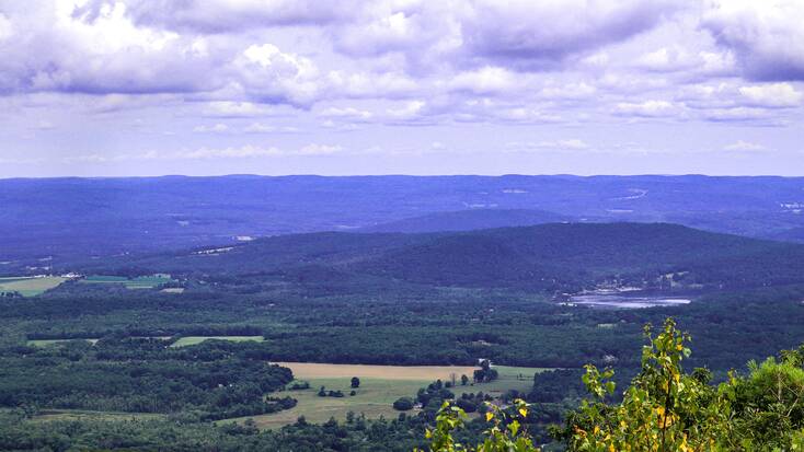 Spend weekend getaways from NYC in Bear Mountain State Park