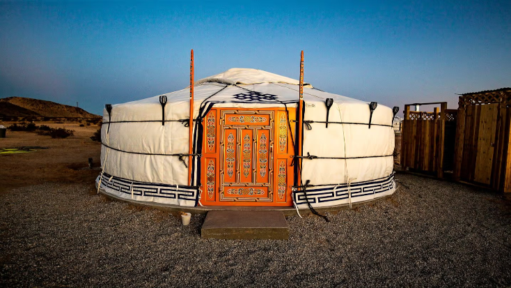 Peaceful Stargazing Yurt on a Glamping Site near Joshua Tree National Park, California