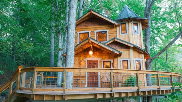 Two Level Tree house in Forest, Asheville North Carolina