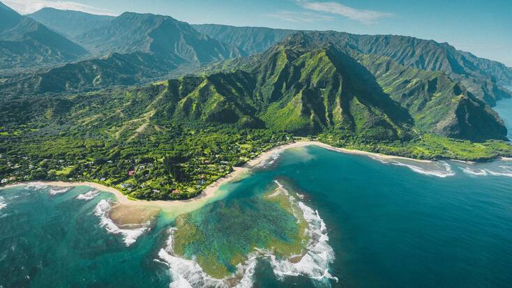 An aerial view of the Hawaiian islands, glamping hawaii