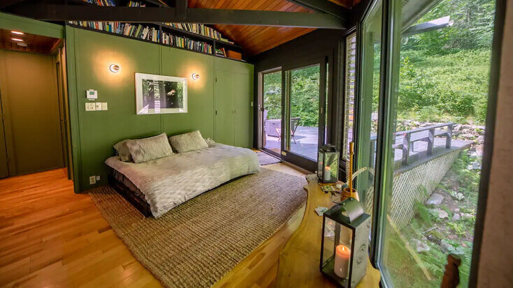 A comfy bed to sleep in while on your vacations in Massachusetts