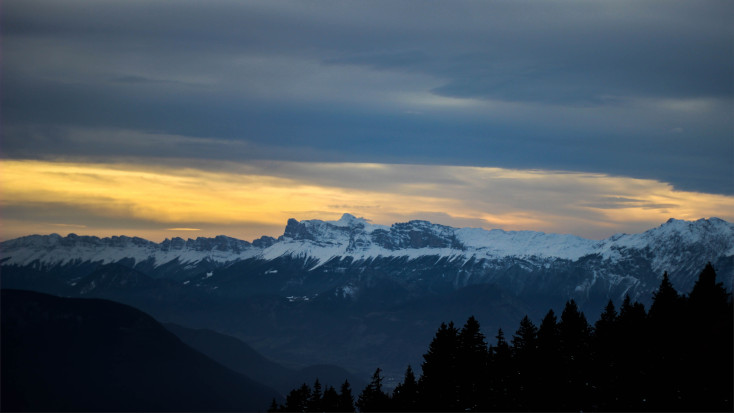 Enjoy the stunning vistas of the Haute Route whether you start in France or Switzerland