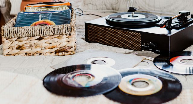 A record player in this unique TN vacation rental