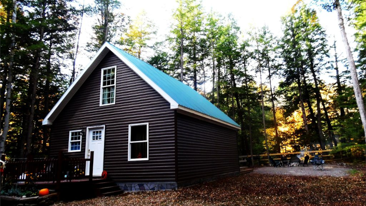 Rustic cabin in New York is the perfect place to start your fall road trip