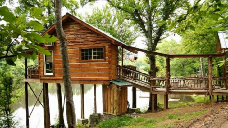 Cozy treehouse, Georgia