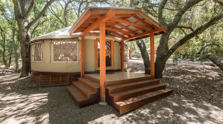 Elegant Yurt Tucked Beneath Oak Trees on Southern California Ranch