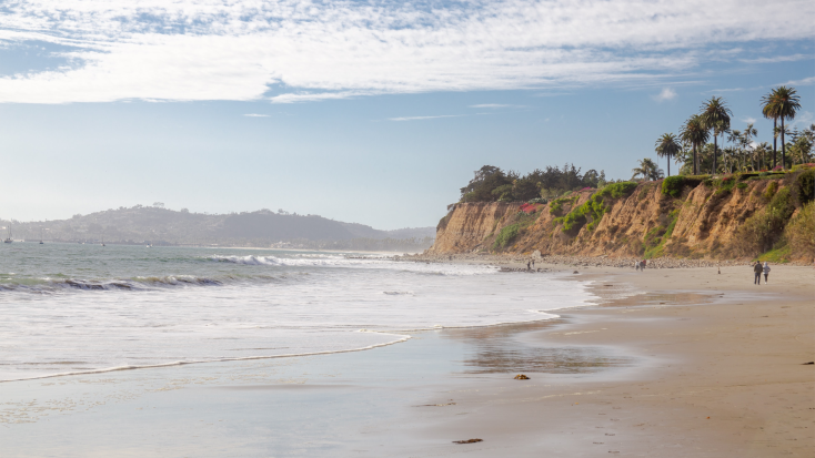 Santa Barbara in California, one of the cities that stay hot all year round 