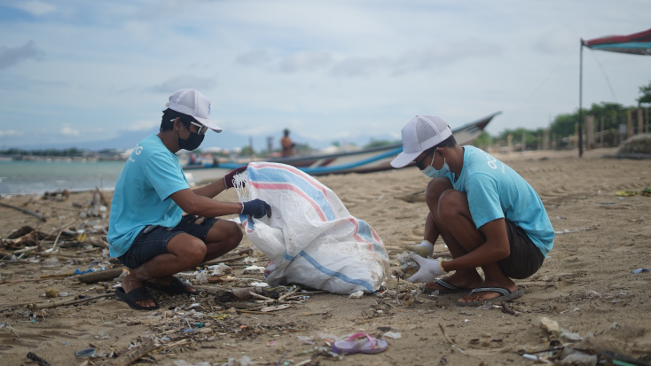 Clean up the beach this Thanksgiving